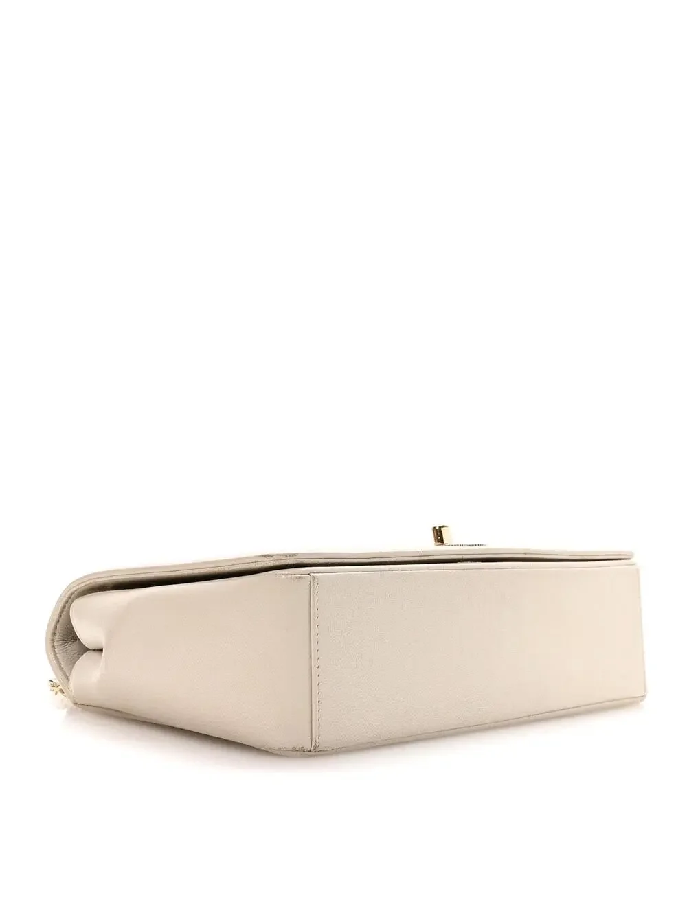 CHANEL elevate your
